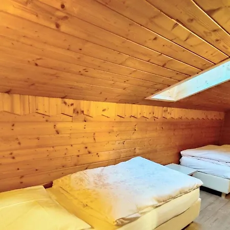 Garni Tschutscherhof Bed & Breakfast 3*