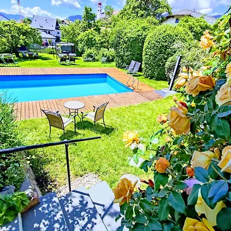 Bed & Breakfast Garni Tschutscherhof